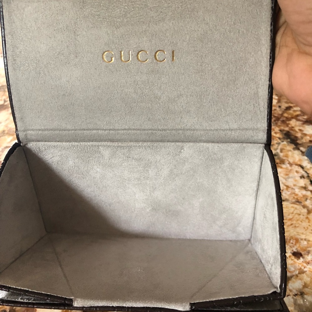 Authentic Gucci Case - Picture 3 of 4